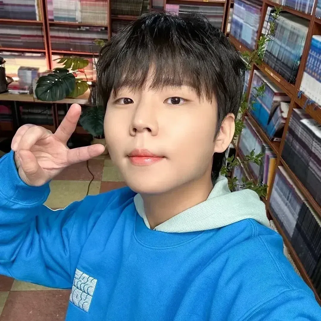 A moment captured by Jung Seunghwan's fan