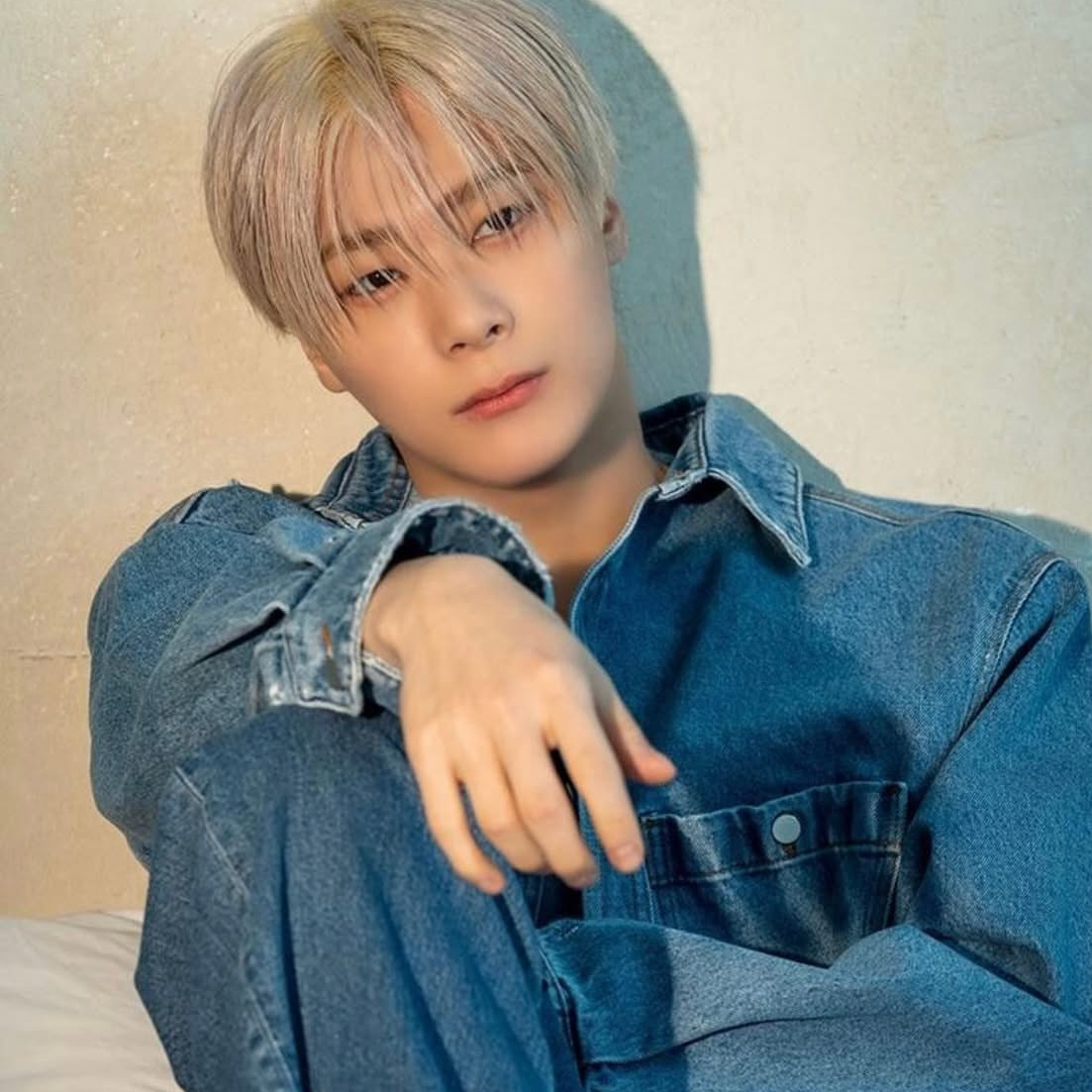 Behind-the-scenes cut of Moonbin (ASTRO)