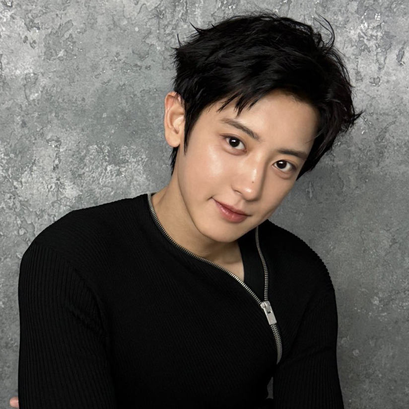 Foto terbaru Chanyeol (EXO)