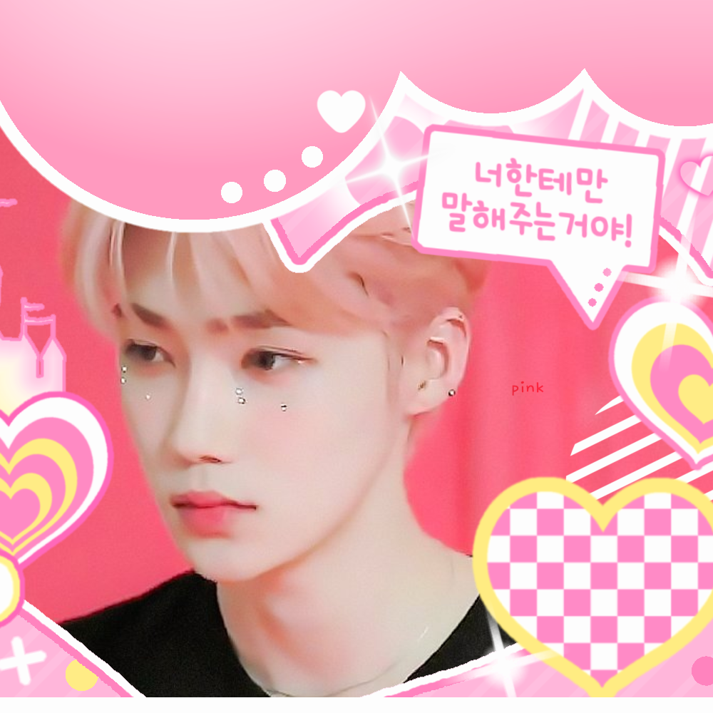 A moment captured by New (THE BOYZ)'s fan