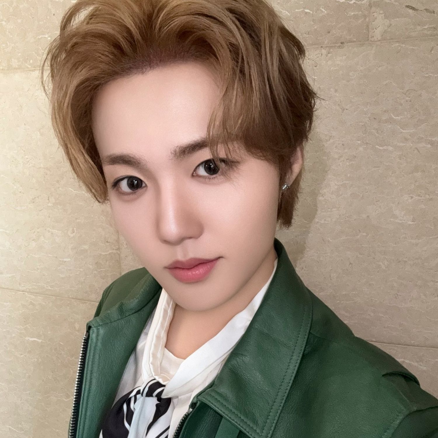 TREASURE的最新照片