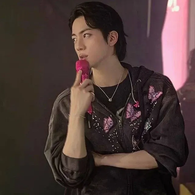 Latest photo of Jin (BTS)