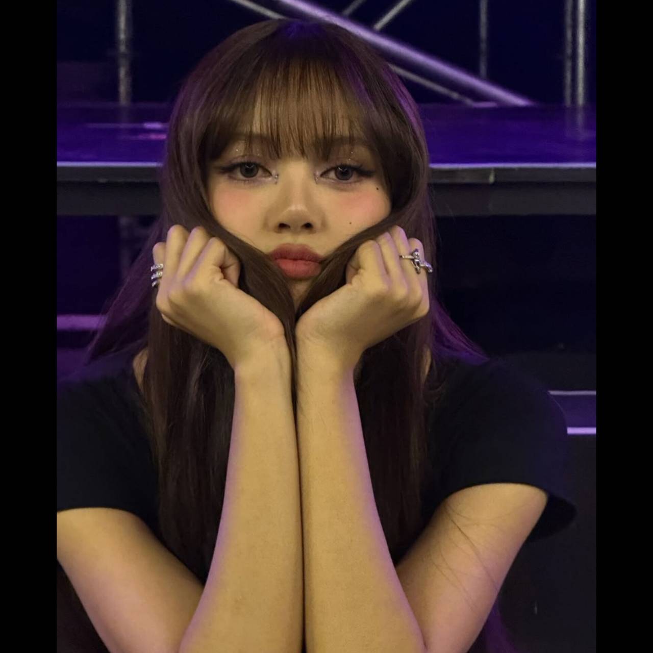 Behind-the-scenes cut of Lisa (BLACKPINK)