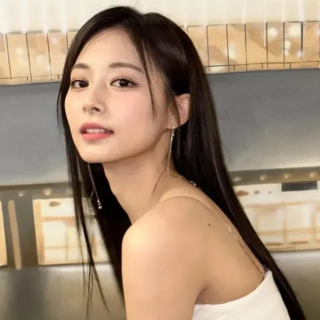 子瑜 (TWICE)的最新活動照片