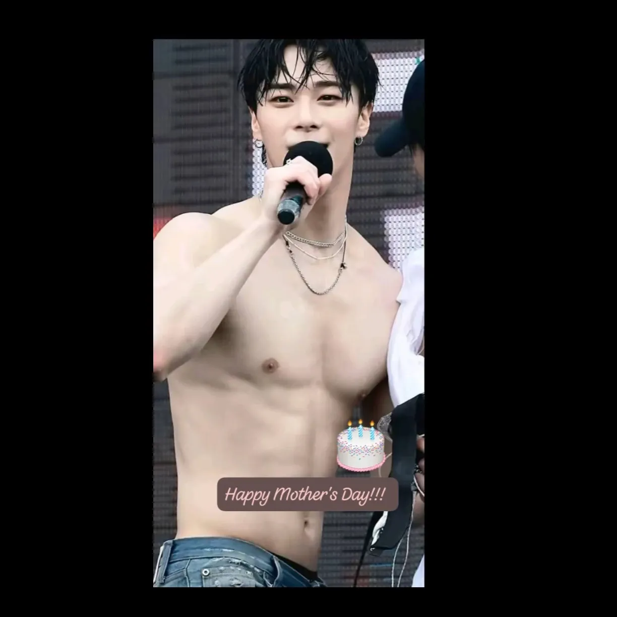 Latest photo of Moonbin (ASTRO)