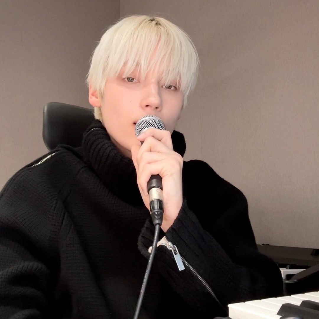 Foto terbaru TOMORROW X TOGETHER