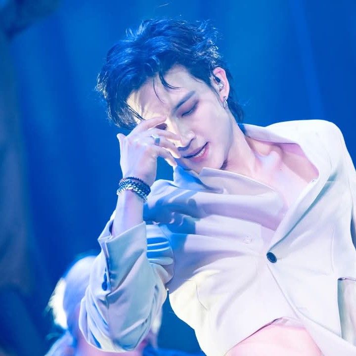 Recent activity shot of JAY B (GOT7)