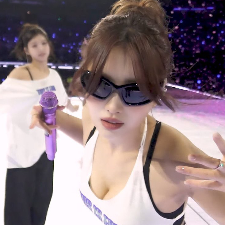 Recent activity shot of Momo (TWICE)