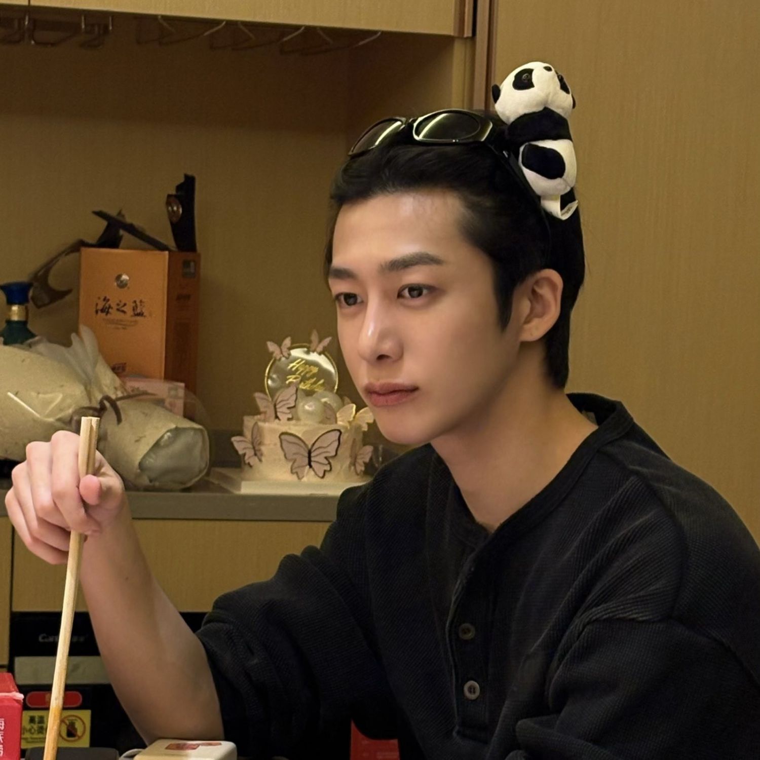 A moment captured by MONSTA X's fan