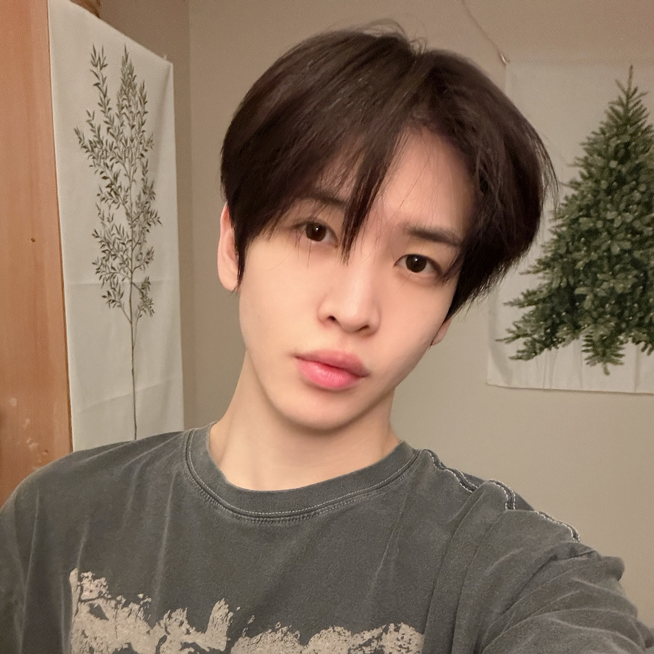 Foto aktivitas terbaru Allen (CRAVITY)