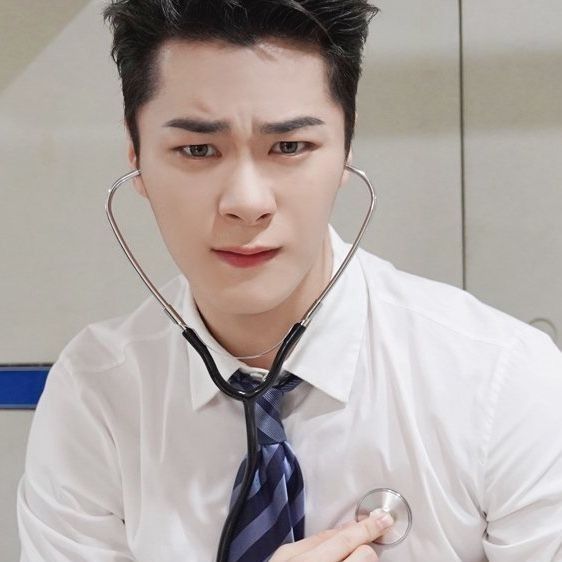 Behind-the-scenes cut of Moonbin (ASTRO)