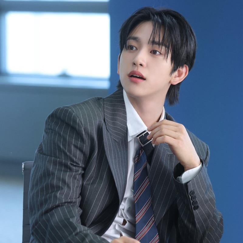A moment captured by Jinyoung (GOT7)'s fan