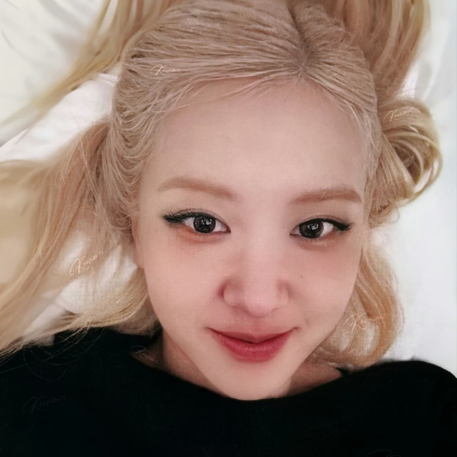 로제 (BLACKPINK)의 비하인드 컷