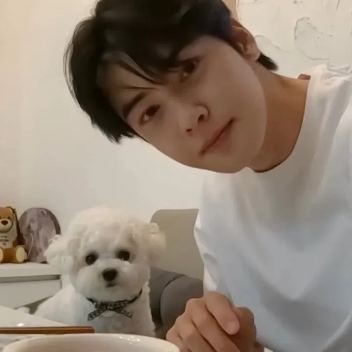 Behind-the-scenes cut of Eunwoo (ASTRO)