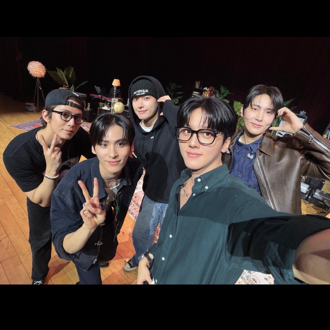 Recent activity shot of SF9