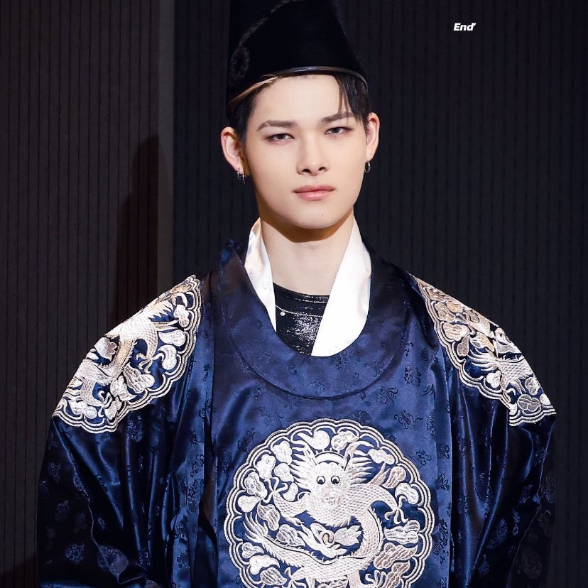 NI-KI (ENHYPEN)的最新照片