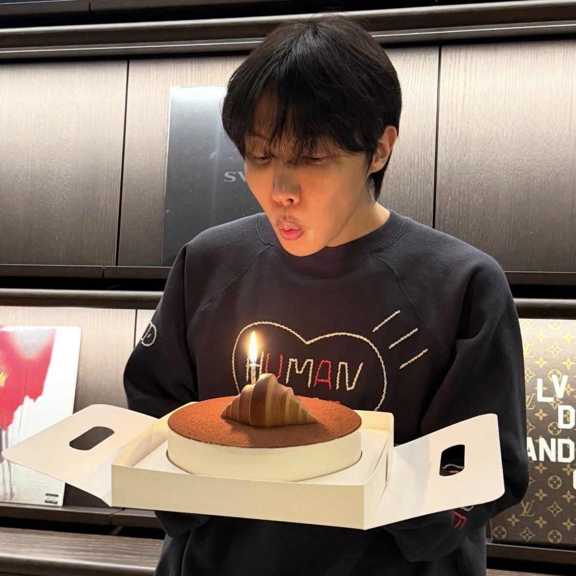 제이홉 (방탄소년단) 최근 활동샷