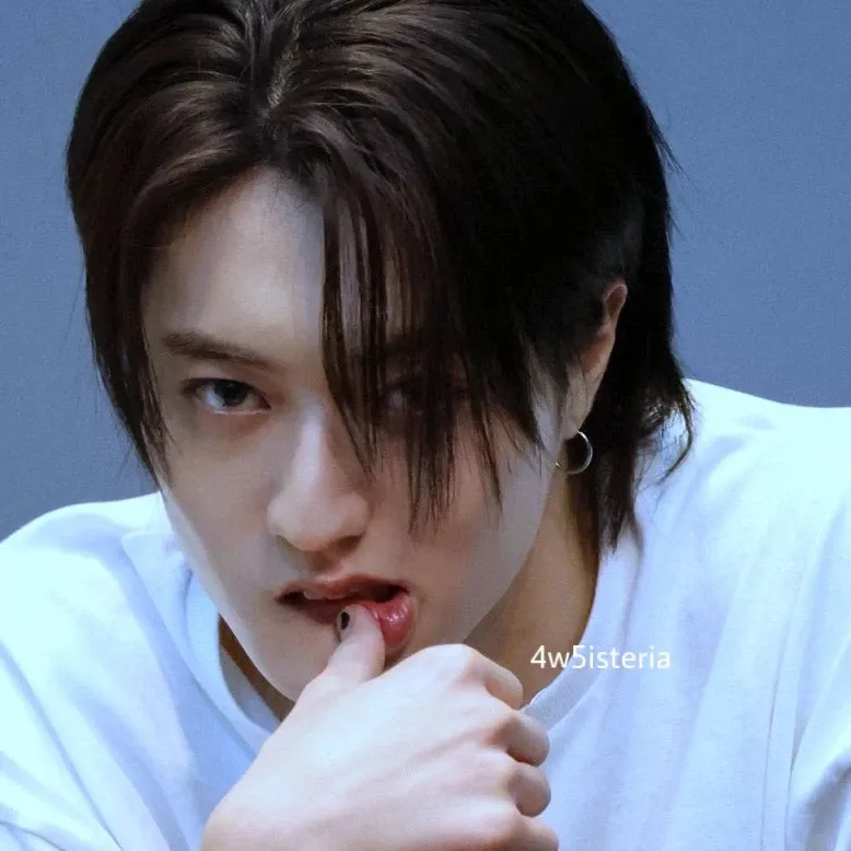 Recent activity shot of Haruto (TREASURE)