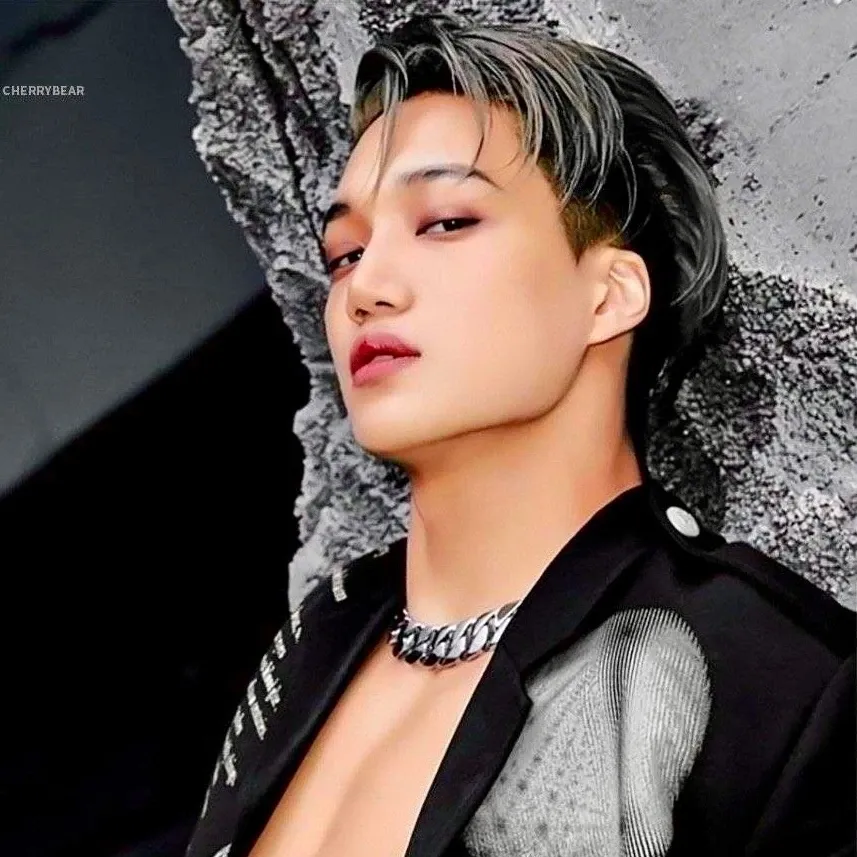 Foto aktivitas terbaru Kai (EXO)