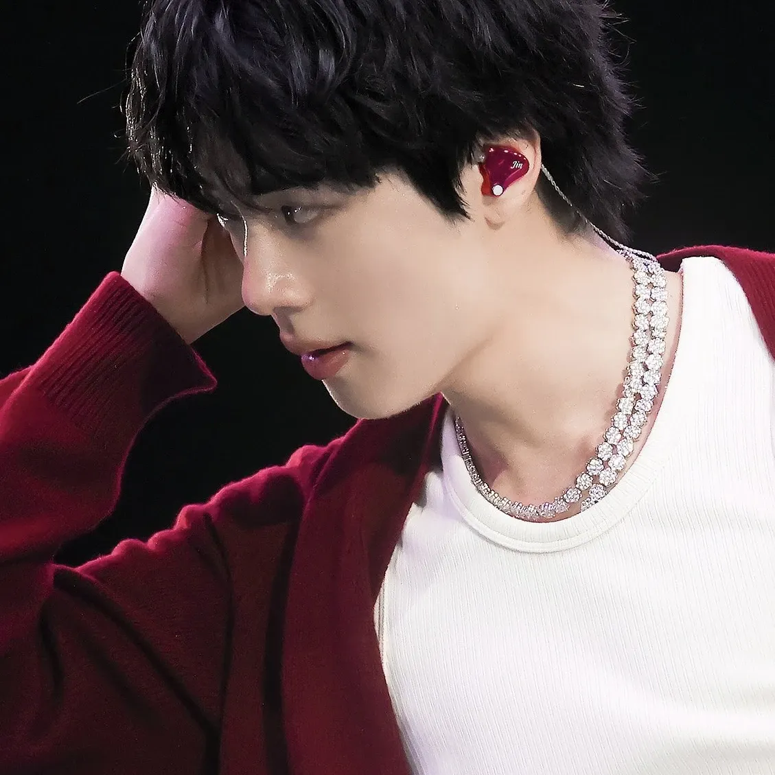Foto aktivitas terbaru Jin (BTS)