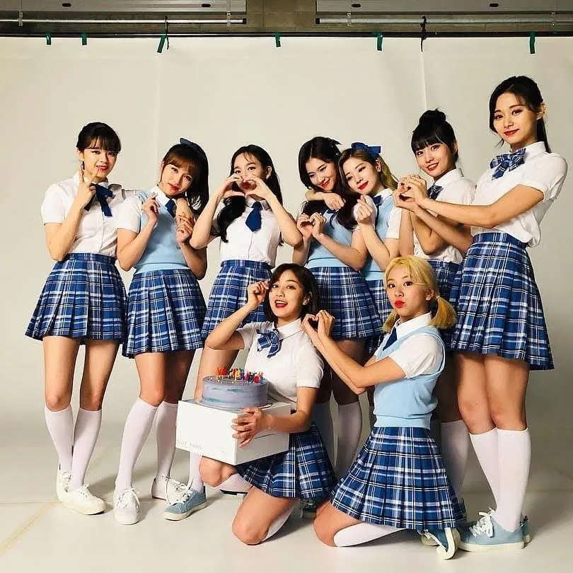 TWICE의 최신 사진