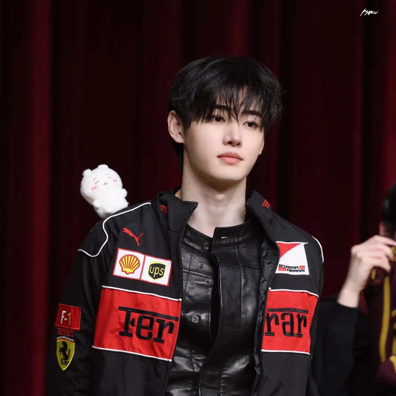 成训 (ENHYPEN)的最新活动照片