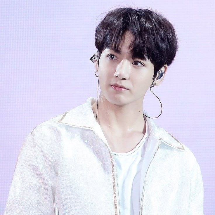 Latest photo of Jungkook (BTS)