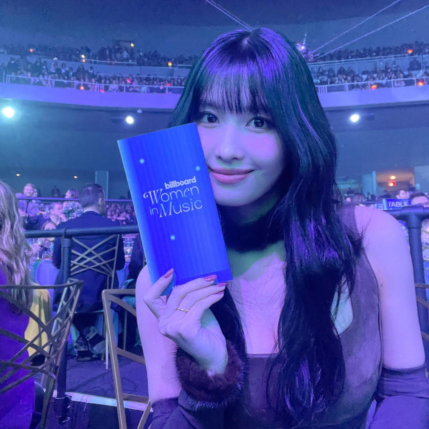 모모 (TWICE)의 최신 사진