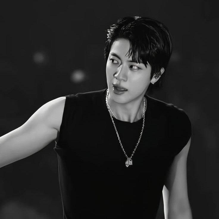 ジン (BTS)の最近の活動写真