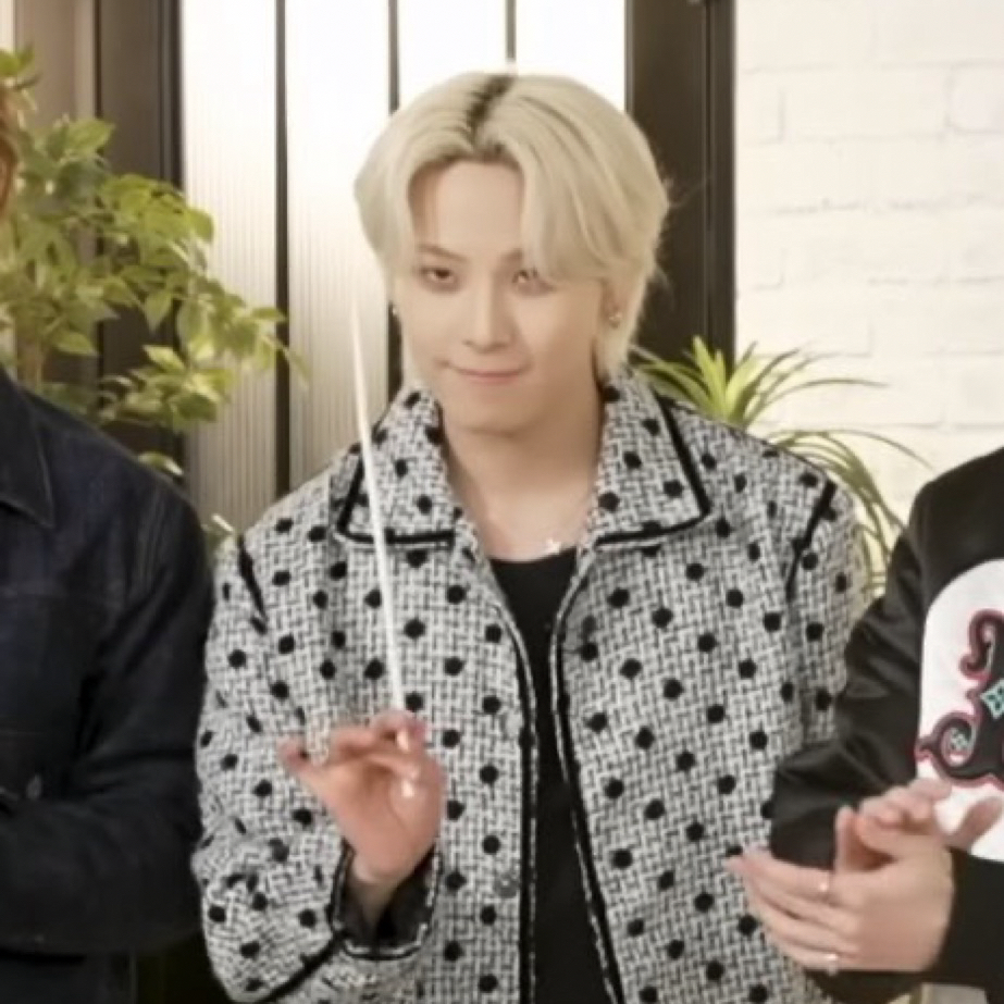 카와시리 렌 (JO1)의 비하인드 컷