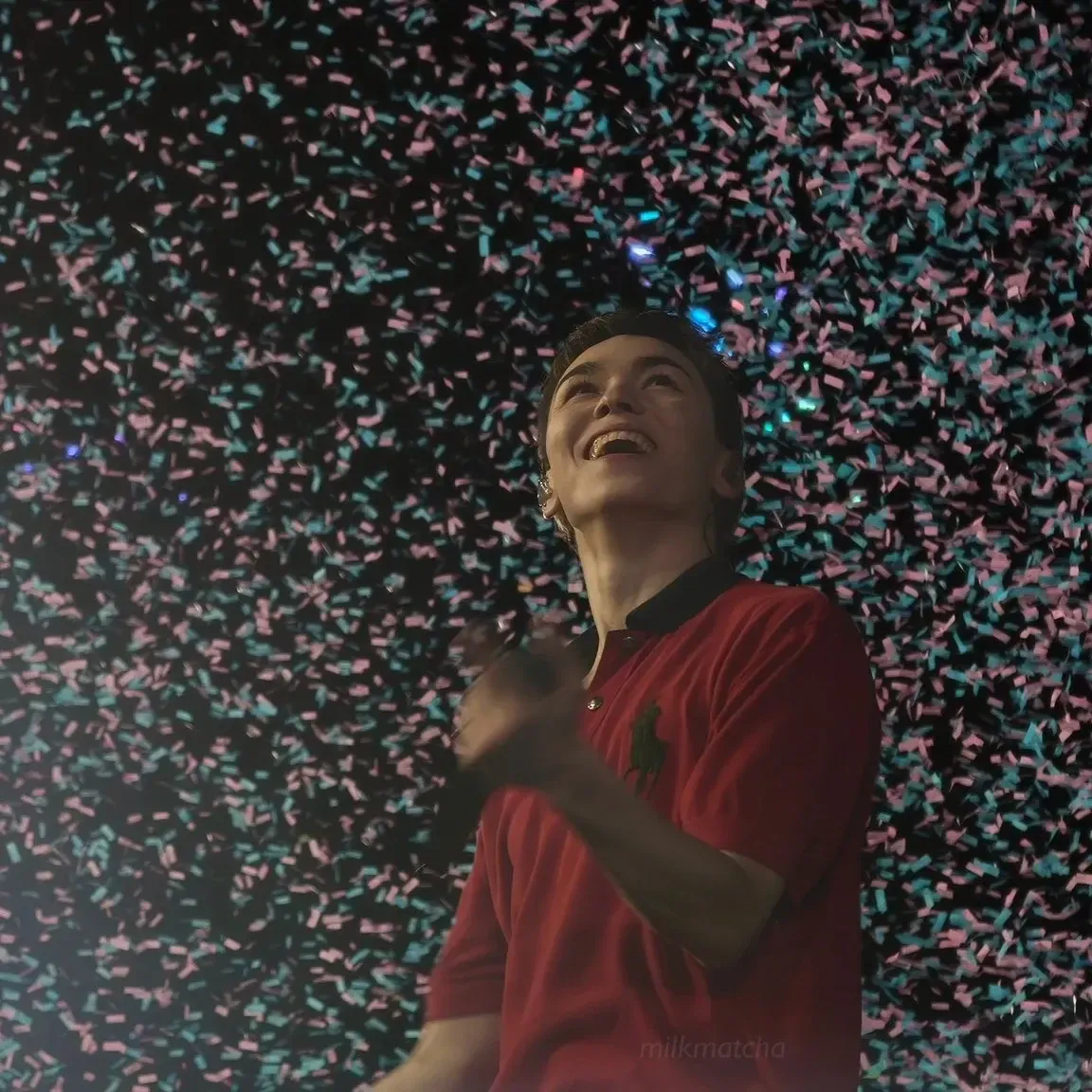 A moment captured by Vernon (SEVENTEEN)'s fan