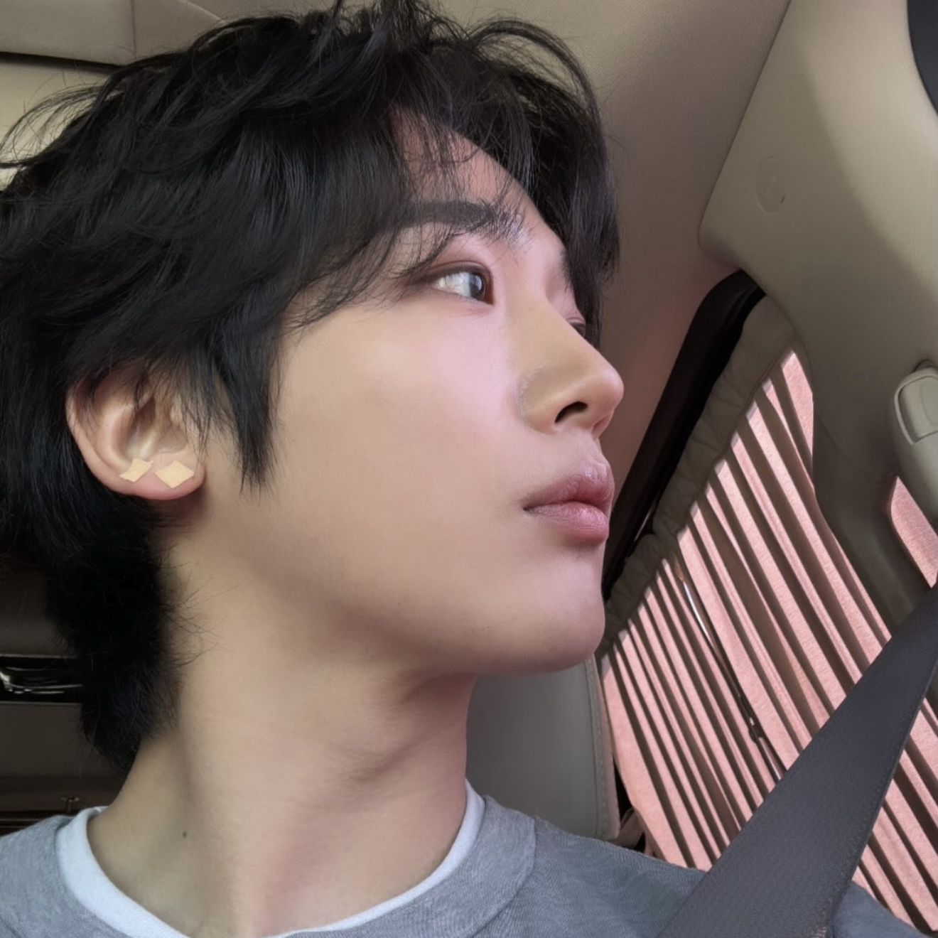 Behind-the-scenes cut of Kim Yohan (WEi)