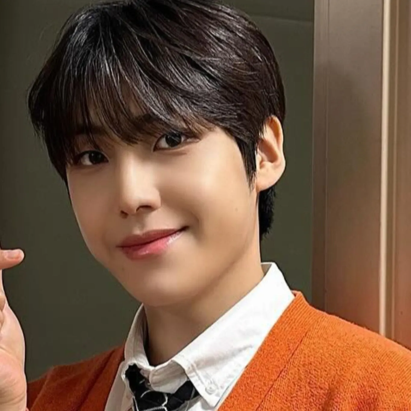 Latest photo of Lee Eunsang (YOUNITE)