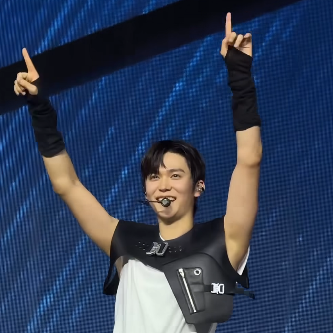 Foto aktivitas terbaru Eunseok (RIIZE)