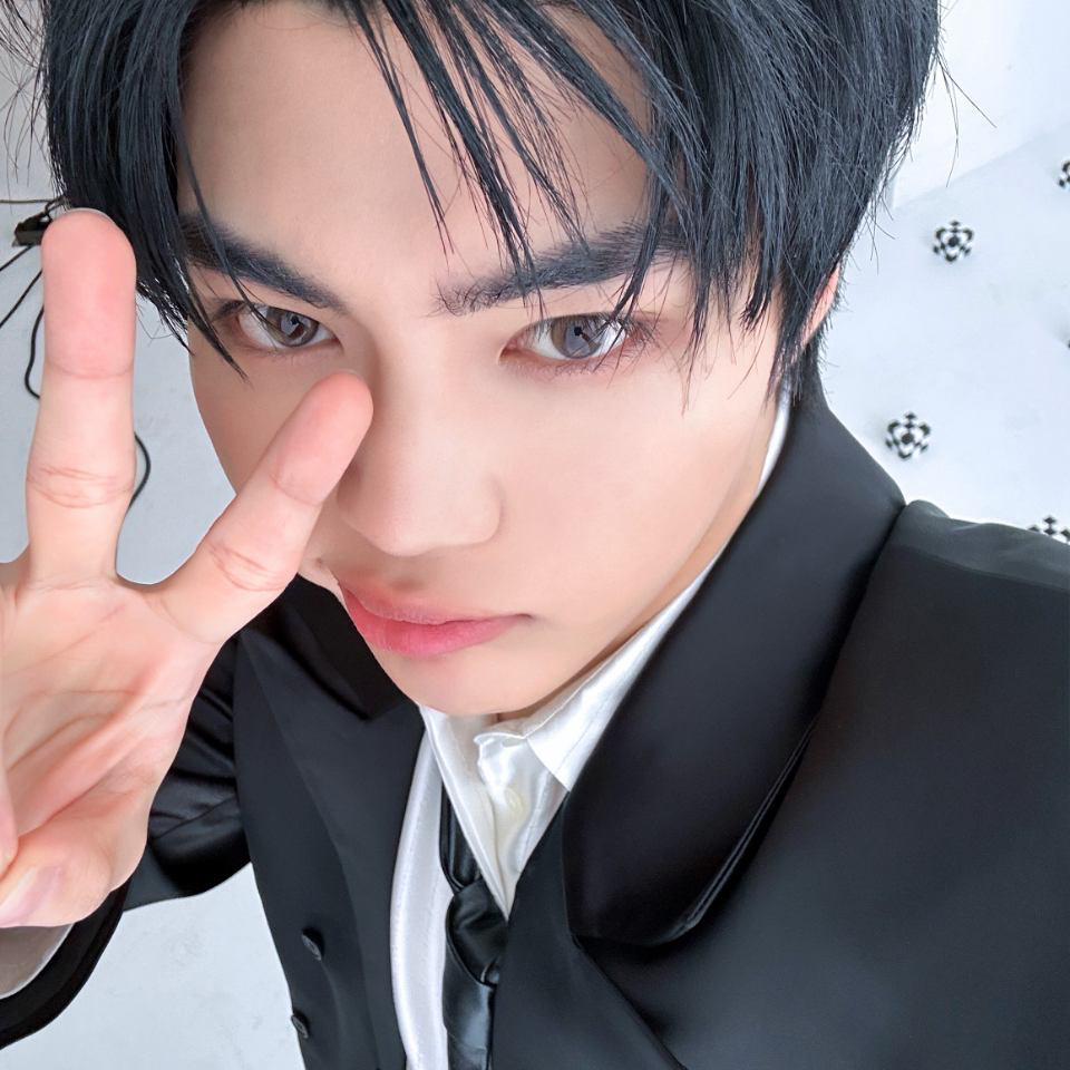 A moment captured by ZEROBASEONE's fan