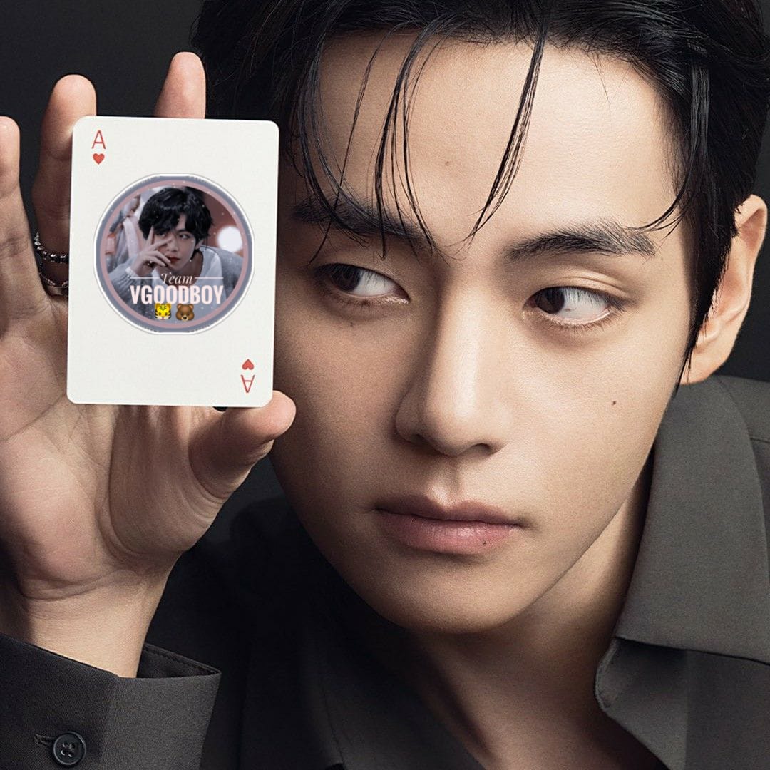 뷔 (방탄소년단)의 최신 사진