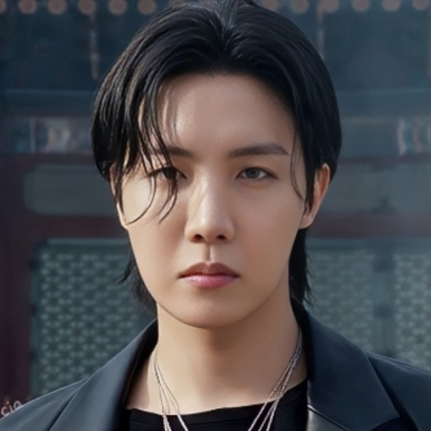 Momen yang diabadikan oleh penggemar j-hope (BTS)