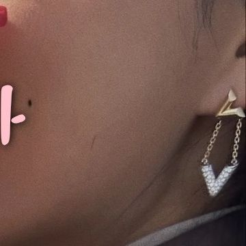 A moment captured by Hwasa (MAMAMOO)'s fan