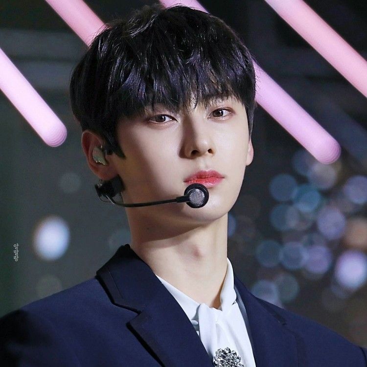 Latest photo of Hwang Minhyun