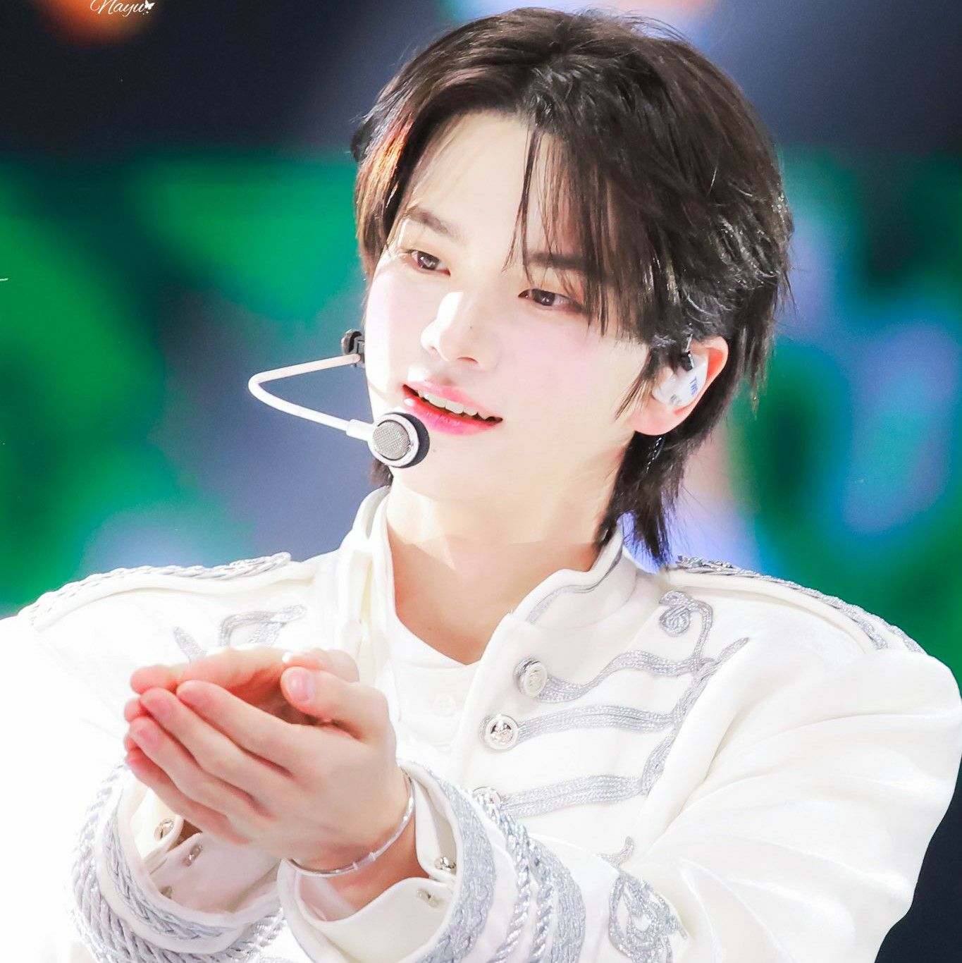 シニュ (TWS)の最近の活動写真