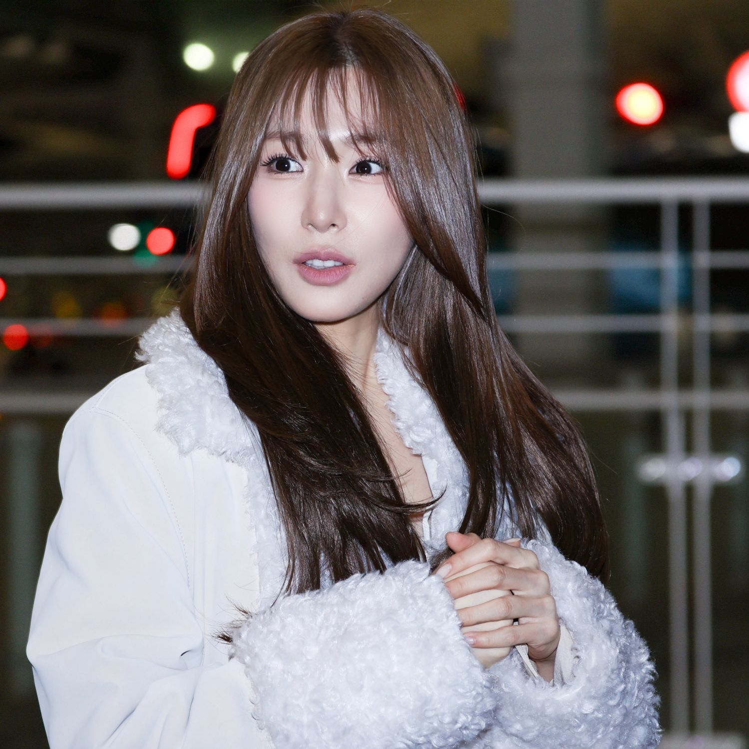 Behind-the-scenes cut of Tiffany Young (Girls' Generation)