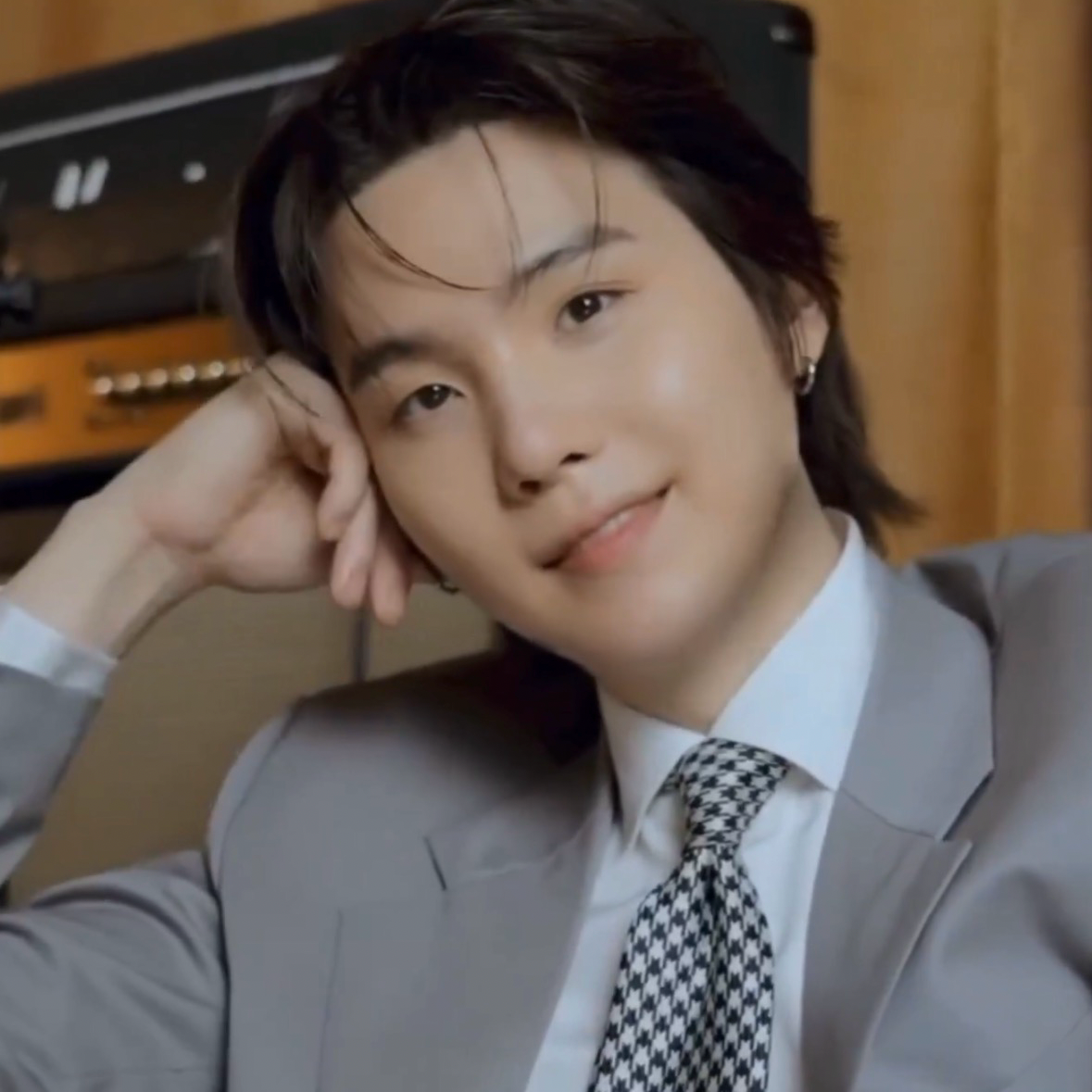 SUGA (防彈少年團)的最新活動照片