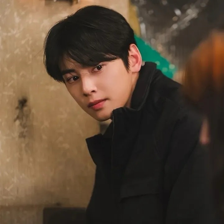Recent activity shot of Eunwoo (ASTRO)