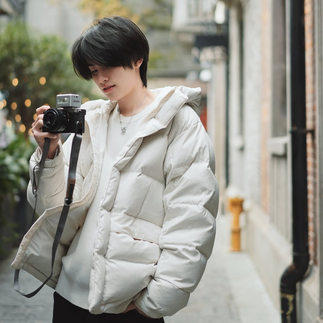 A moment captured by Aa (BUS)'s fan