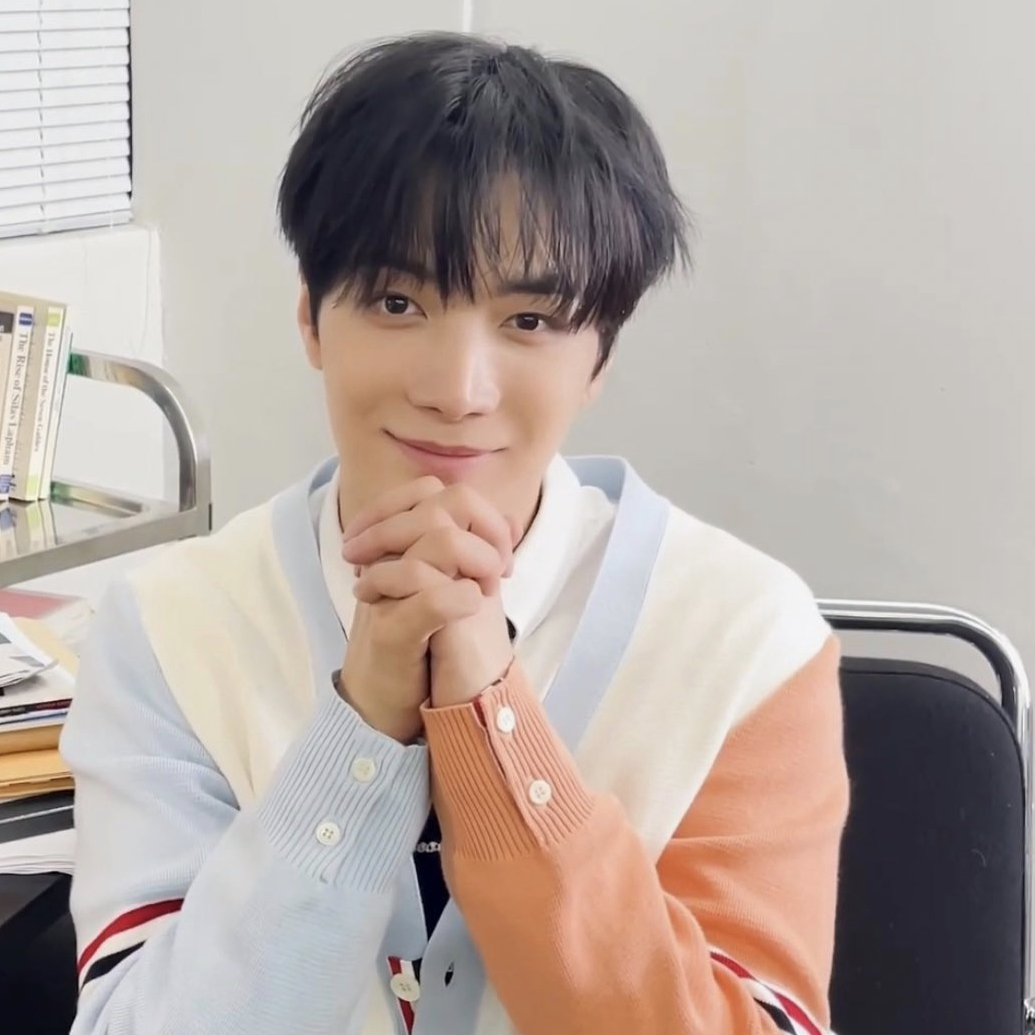 Recent activity shot of Kim Jonghyeon