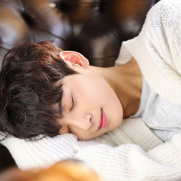 Latest photo of Eunwoo (ASTRO)