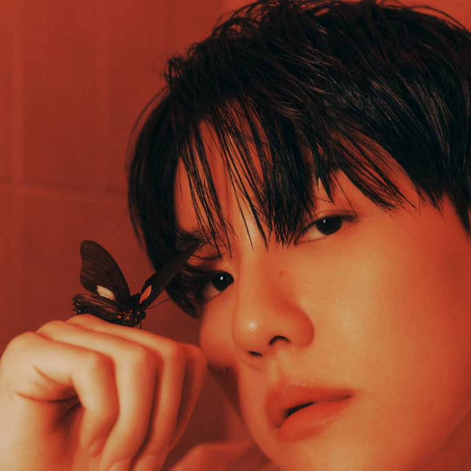 백현 (EXO) 최근 활동샷