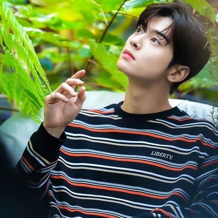 Behind-the-scenes cut of Eunwoo (ASTRO)