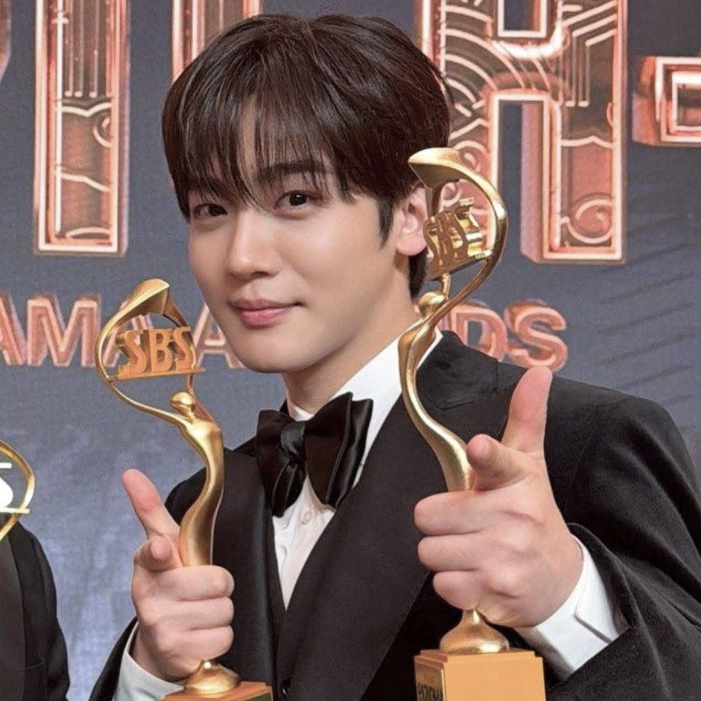 Behind-the-scenes cut of Kim Yohan (WEi)