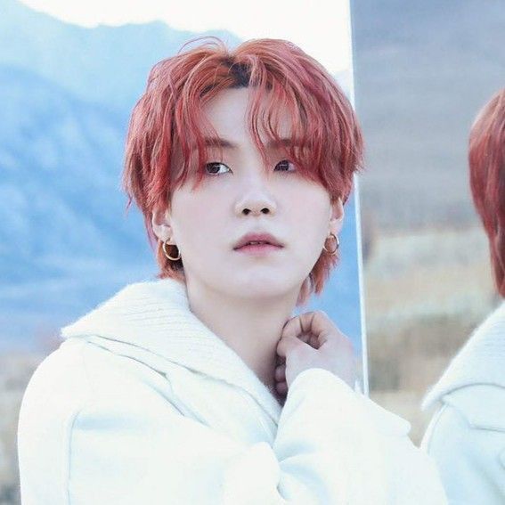 슈가 (방탄소년단)의 최신 사진